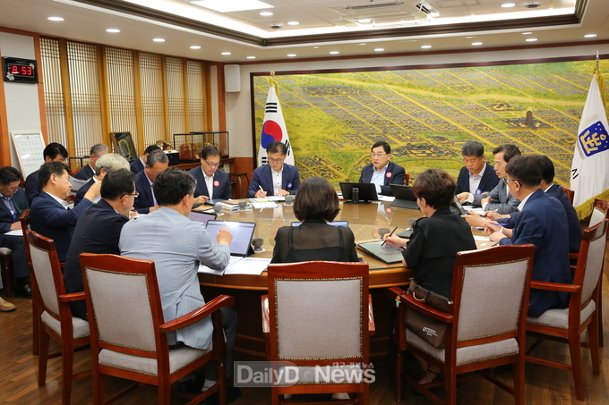 주낙영 경주시장, 간부회의 주재 APEC 준비 만반 특별지시