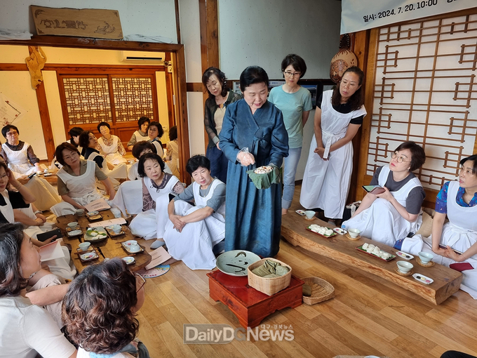 안동여성청년유도회, 향토전래음식 전승교육 실시