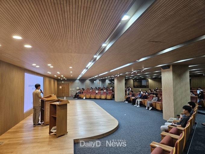 저출생 극복, ‘인식개선과 사회적 신뢰부터’