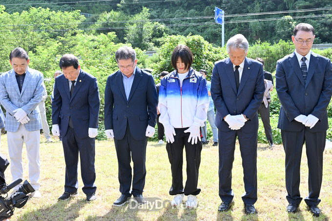 유도 허미미, 독립운동가이자 현조부 故 허석 의사 기적비 참배