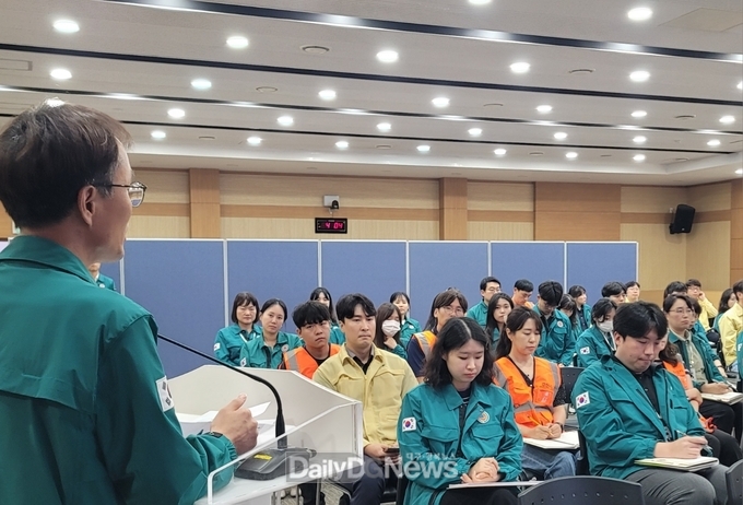 경산시, 공습대비 민방위훈련 대피유도요원 사전교육 실시