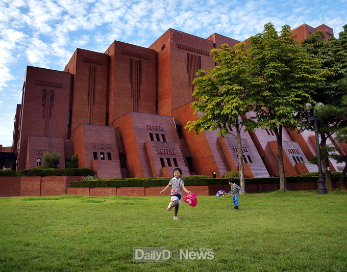 구미시문화예술회관, ‘2025년 국립한글박물관 순회전’ 개최 확정