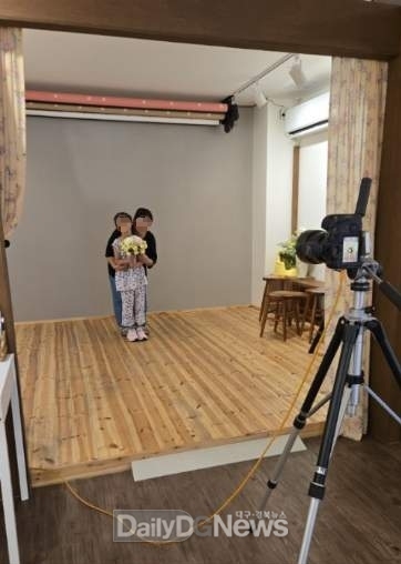 9일부터 오는 15일까지 드림스타트 아동 11가구 대상 가족사진 촬영 진행