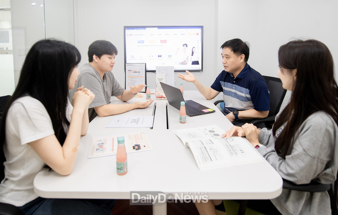 특례보증 및 카드수수료 지원사업 통한 소상공인 생계안정