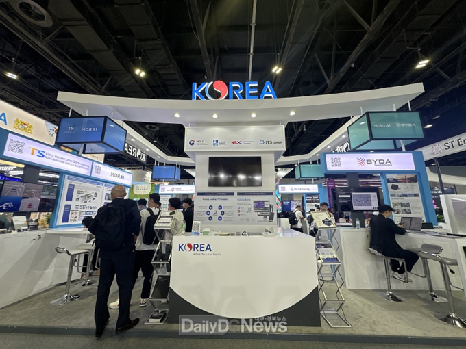 「제30회 두바이 ITS 세계총회」한국관 사진