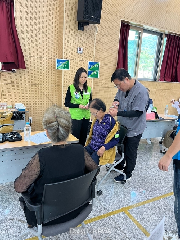 찾아가는 농촌왕진버스, 맞춤 진료에 의료사각 해소 
