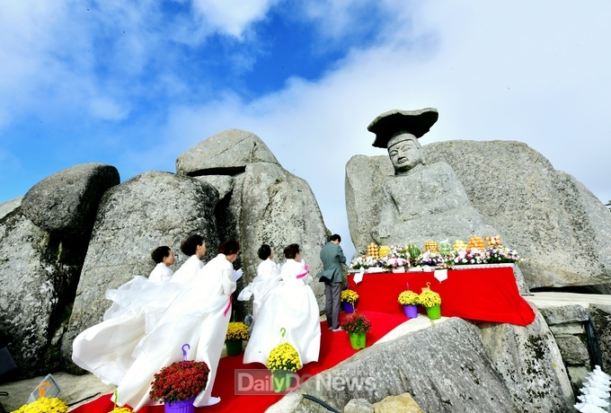 경산시, 2024 경산갓바위소원성취축제 성료
