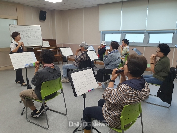 배움의 계절 10월, 영천시 평생학습관은 배움으로 무르익어 가는 중