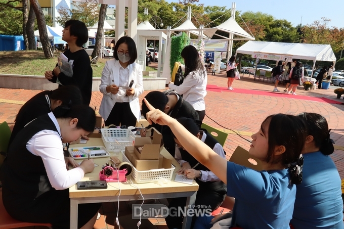 구미대, ‘면접일이 꼭 축제 같아요’