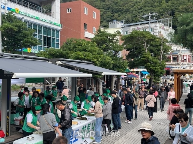 울릉군새마을부녀회 향토나물 시식회 열어