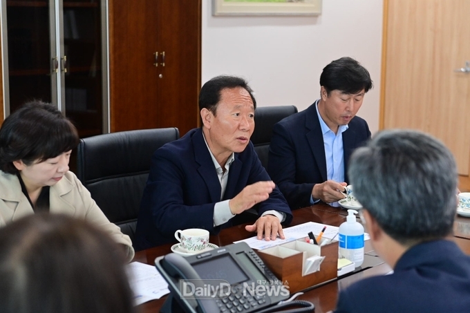 국토부 산하 연구기관인 국토연구원 방문