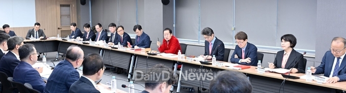 10월 22일 대구시 간부회의 모습. (사진=대구시 제공)