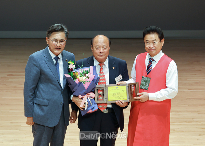이병철 남자현지사 기념관 건립추진위원장, 자랑스러운 도민상 수상
