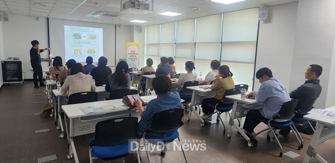 창업공모전 통해 사회적협동조합 설립 지원, 판로개척 위한 아카데미 운영 및 사업개발비도 지원 예정