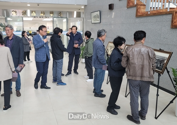의성읍 주민자치회, ‘우리동네 예술을 만나다’ 사진전시회 개최