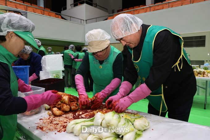 새마을부녀회, 사랑의 김장나누기 및 연말 이웃돕기 발대식