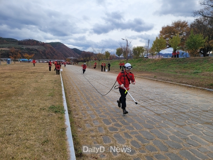 안동시 길안천지생태공원에서 산불 지상진화 경연대회 개최