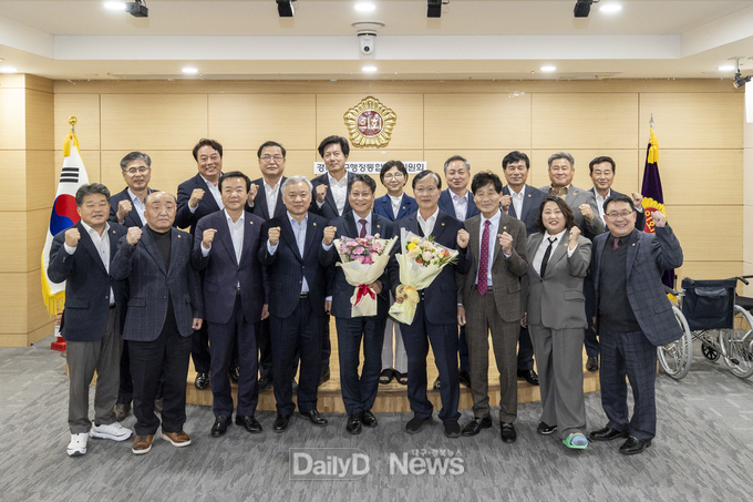 경북도의회 경북대구행정통합특별위원회 위원장 배진석, 부위원장 윤철남 선출