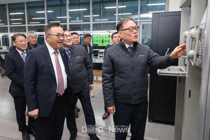 한수원 황주호 사장, 무선통신 강소기업 방문