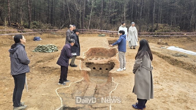 군위군, 인각사지 가마터 2차 발굴조사 통일신라시대 기와가마 추가 발견