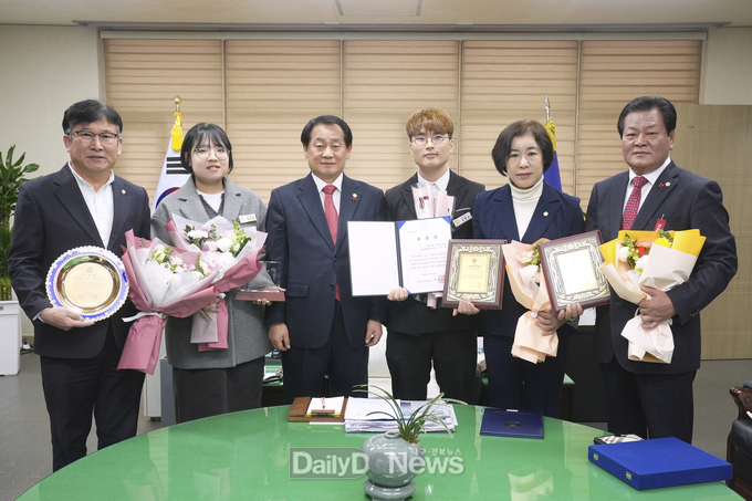 손광영·우창하·김순중·김정림 의원 서울평화문화대상 수상