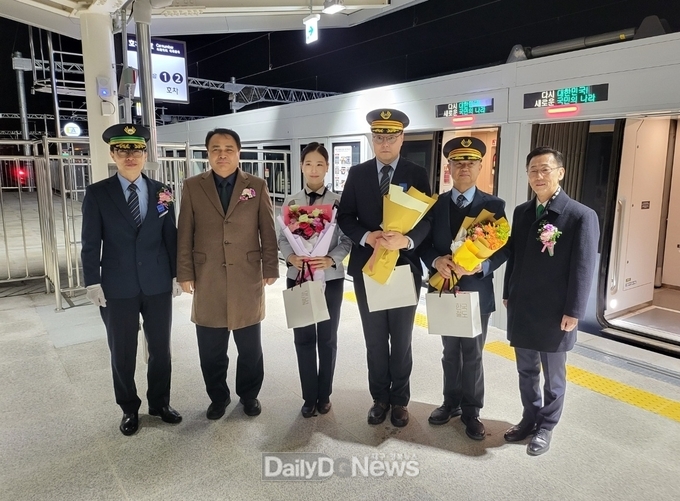 코레일 충북본부, 중부내륙선충주~문경 첫 고객맞이 행사