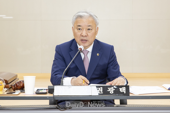 권광택 경상북도의회 행정보건복지위원장(안동)