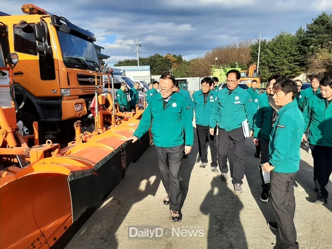 이한경 행정안전부 재난안전관리본부장 울진군 겨울철 대설·산불 대비 실태 점검