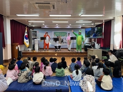 취약지역으로 찾아가는 문화 공연 실시