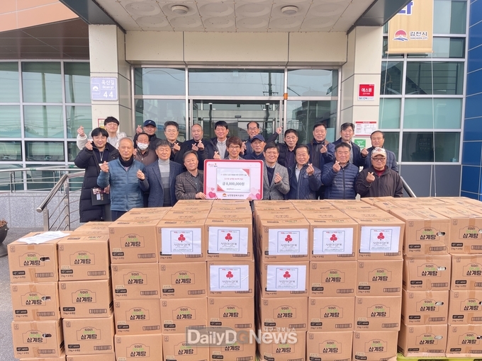 남면 소재 ㈜도드람양돈서비스, 이웃돕기 물품 전달