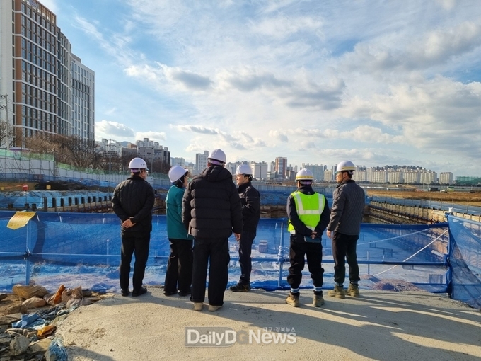 겨울철 산업재해에 취약한 경산시 발주공사 현장 안전보건 관리 실태 점검