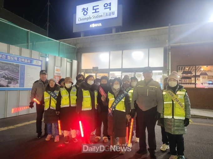 청도경찰서, 여성 자율방범대 연말연시 합동 캠페인 및 순찰실시