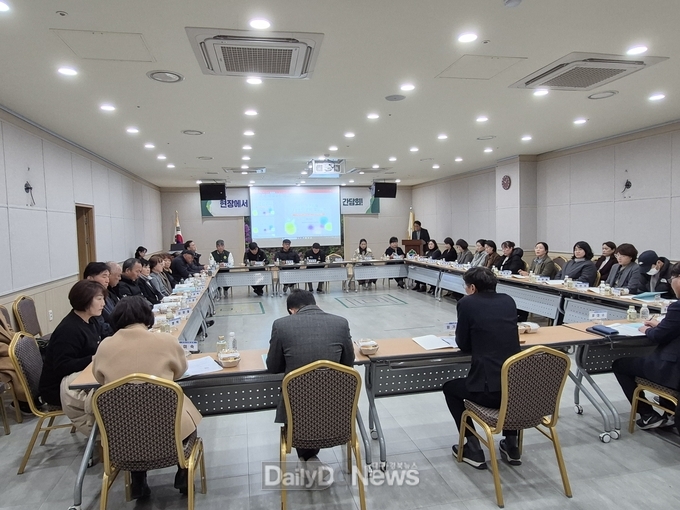경북도의회, 청송에서 경북도 저출생 극복 현장 간담회 개최