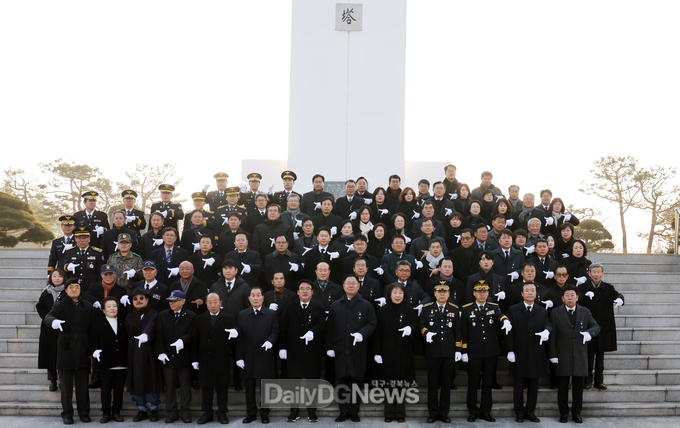 칠곡군, 을사년(乙巳年) 새해맞이 충혼탑 신년참배