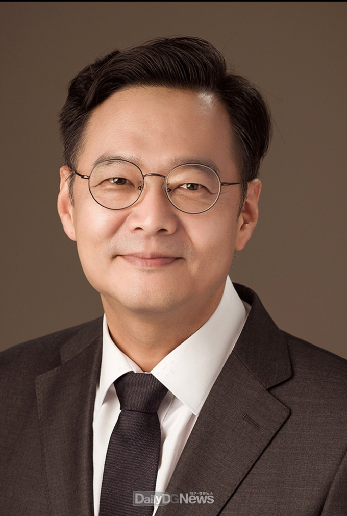 계명대 사회학과 임운택 교수가 한국사회학회장으로 취임했다. (사진=계명대 제공)
