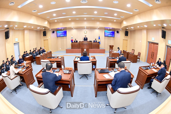 청송군의회, 새해 첫 임시회 개회