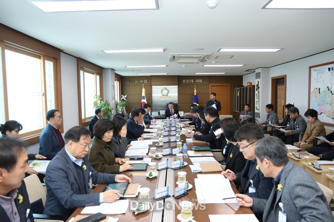 청도군의회, 을사년 첫 정례간담회 개최