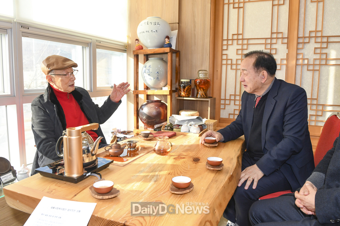 ‘2025 문경시 공감·소통간담회’에서 상호 비전 공유