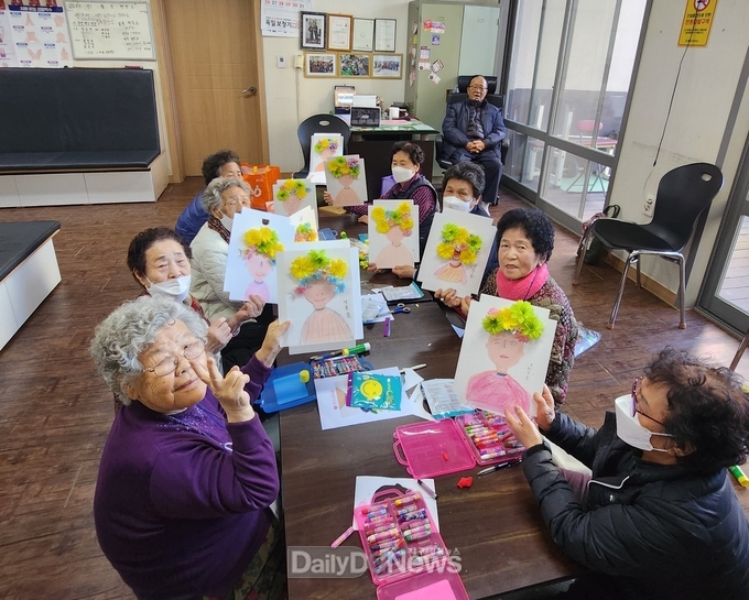 ‘내 기억속의 봄을 찾아서’… 영천시보건소 치매예방프로그램 운영