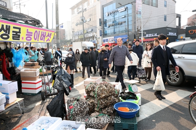상주시, 설 명절맞이 전통시장 활력 장보기 행사