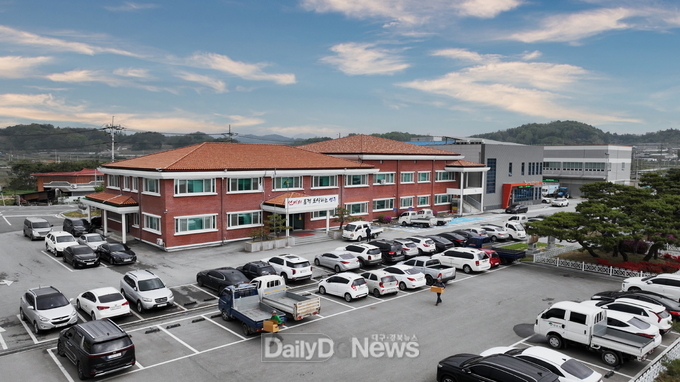 영주시는 4월 30일까지 기본형 공익직불금 신청을 받는다(농업기술센터 전경)