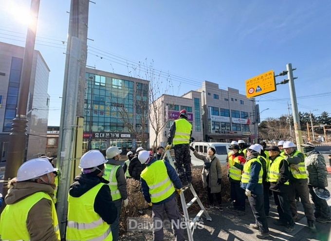 산림녹지과 녹지조경작업단 무궁화 관리전문교육 실시