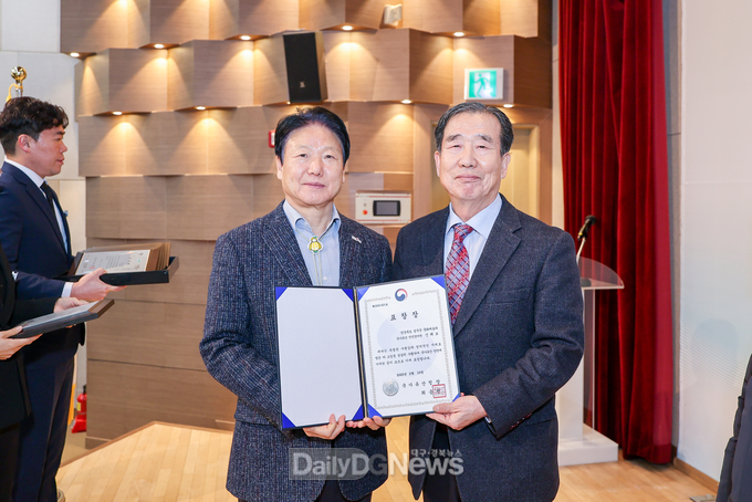 성주군, 전)국가유산 안전경비원 신태보 국가유산청장 표창