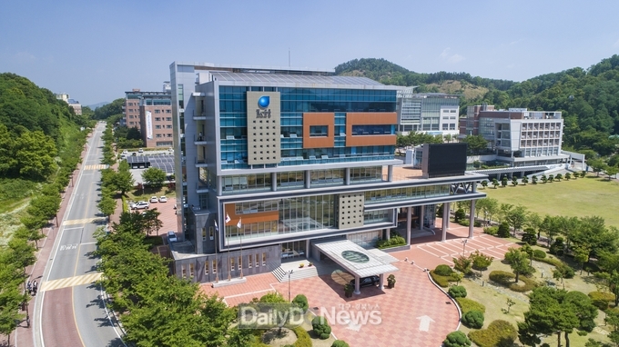 국립금오공과대학교 전경