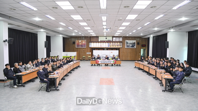 문경시, 2025 민선8기 공약사업 추진상황 점검 보고회 개최