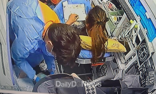 성주소방서, 외국인 산모 구급차 안에서 다섯째 아이 출산