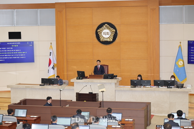 본회의 전경