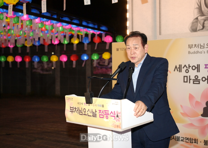 문경시불교연합회, 부처님 오신 날 봉축탑 점등식 개최