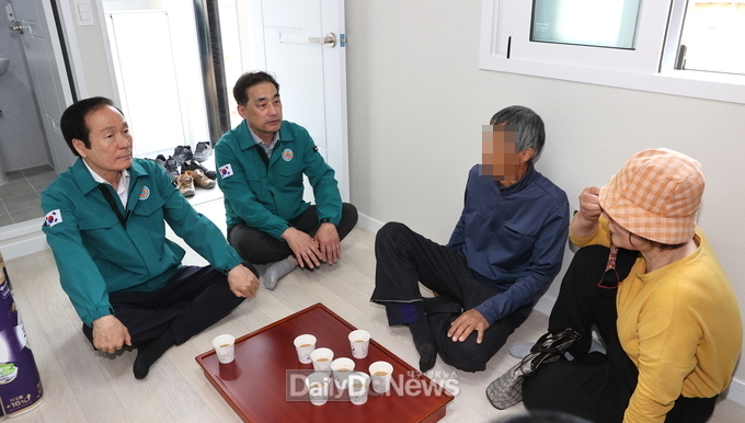 의성군, 산불 이재민 임시주택 첫 입주 시작