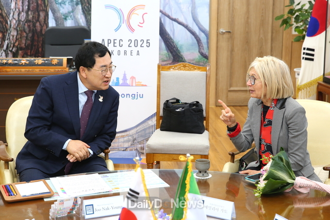 경주시, APEC 앞두고 글로벌 외교 강화…주한 이탈리아대사 접견